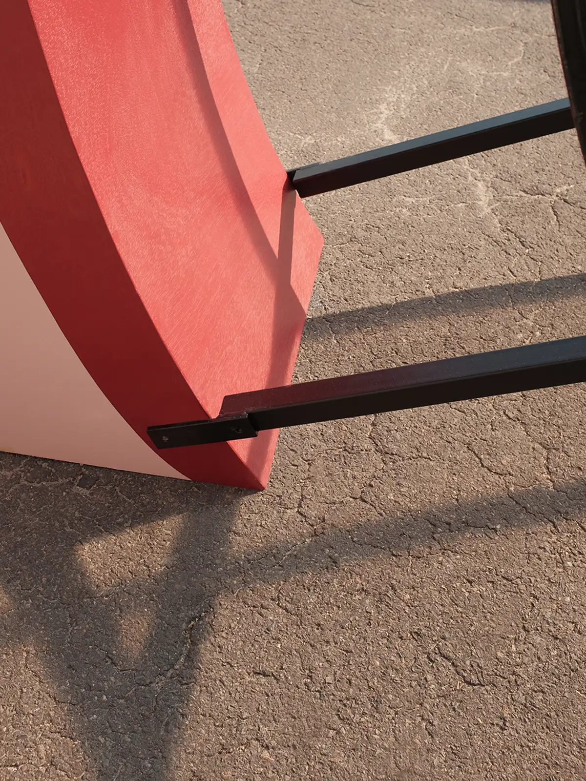 Detail shot of Roberto Cuellar’s sculpture – huf® x Roberto Cuellar Campaign 2024